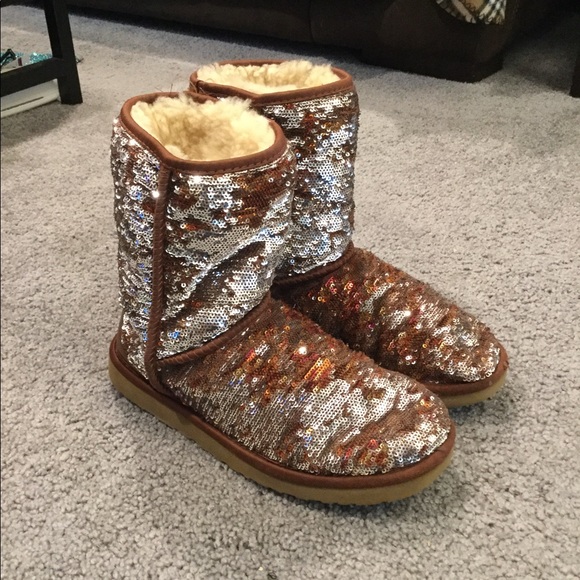 UGG Shoes - UGG SEQUIN LEATHER SHEEPSKIN BOOTS sz 8, EXCELLENT!